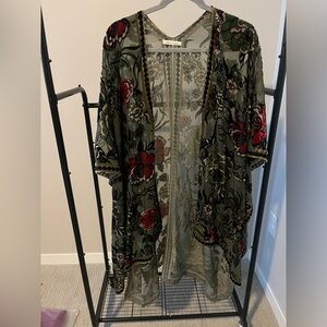 Urban Outfitters Women's OS Colorful Velvet Floral Burnout Boho Kimono Shawl